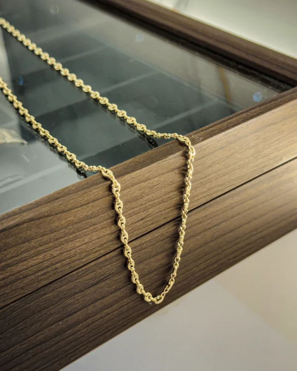 390905e97c5425157ac3dc010a4c2402_photo.webp Gucci 60cm