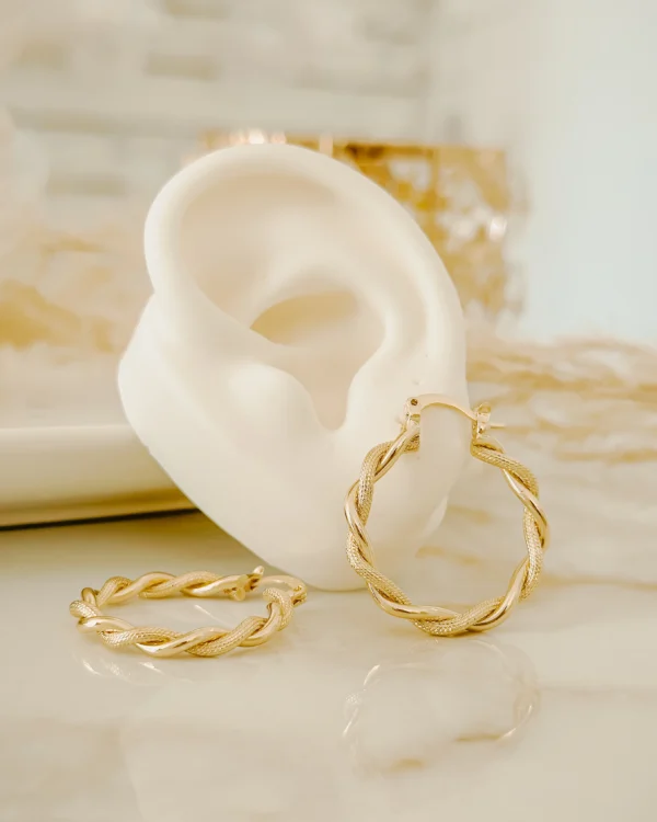 65ed4ebed73d0c5e3462960e5535f87d_photo.webp Celine