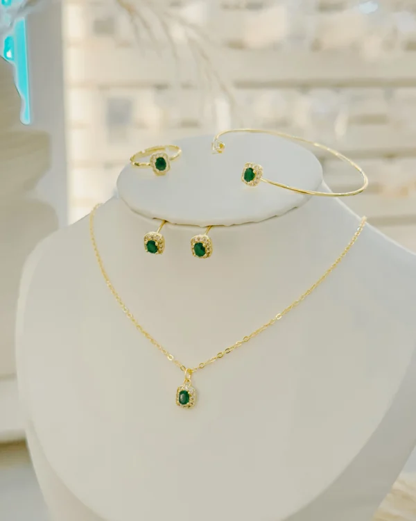 852834839ac1c52d0111c566111575cb_photo.webp Baby Siena Set