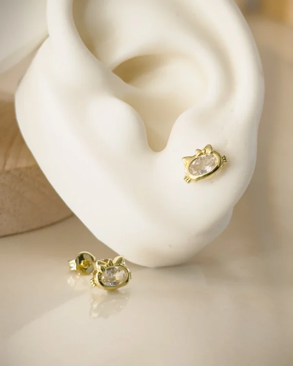 9496a9f91e5aca24e8269dfb83df993a_photo-1.webp Kitty