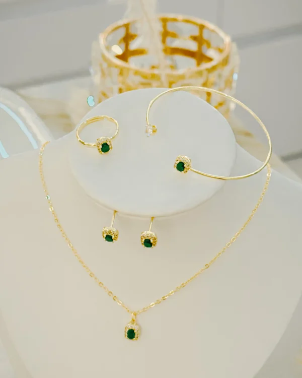 c2891121dc7e5c0bbf7a07a0855f80f2_photo.webp Baby Siena Set