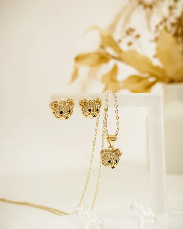 dab9a30156cc90a7f54f9f487512f891_photo.webp Set Plus Ted