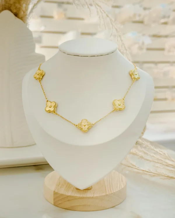 e78df74bf0b8d33128acf51cf9b6342f_photo.webp Multi Clover Gold