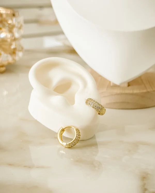 f72e3c8ee9acdcb1d34e31d2f7b83d7a_photo-1.webp Victoria Top