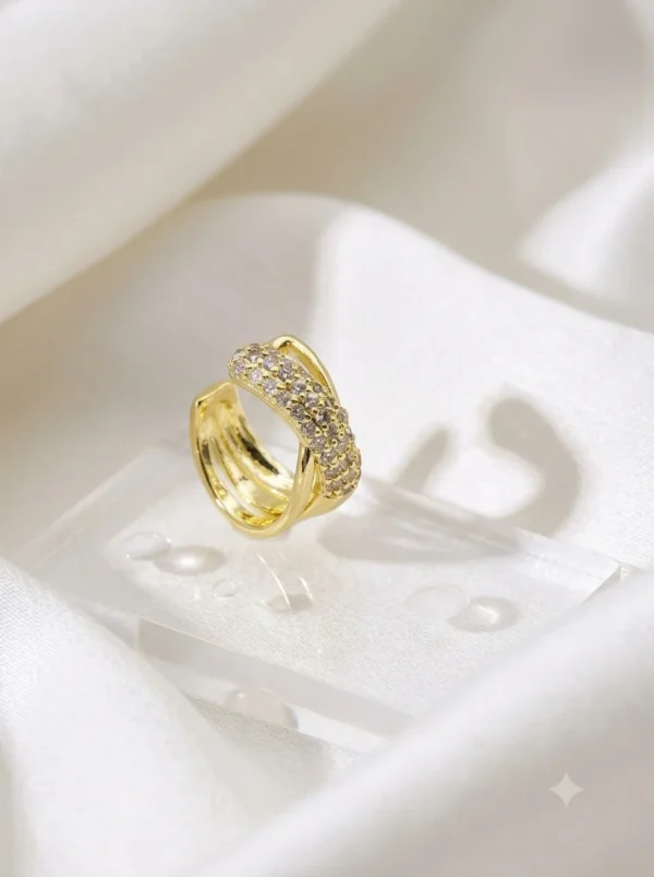 Ambar Earcuff