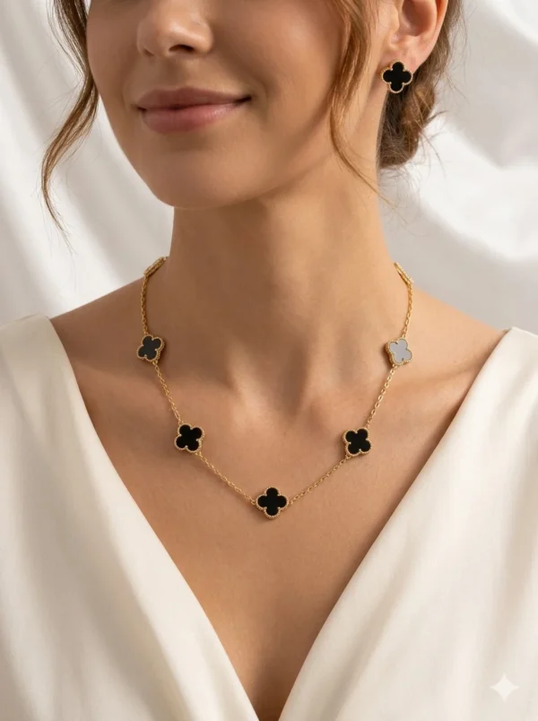 Clover Black Set