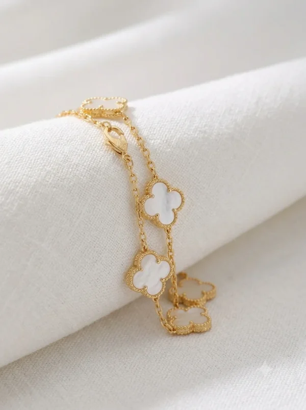 Clover White