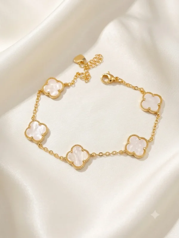Clover White