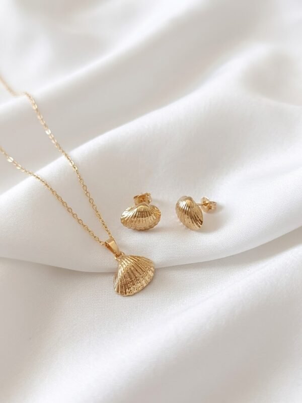 Beach Gold