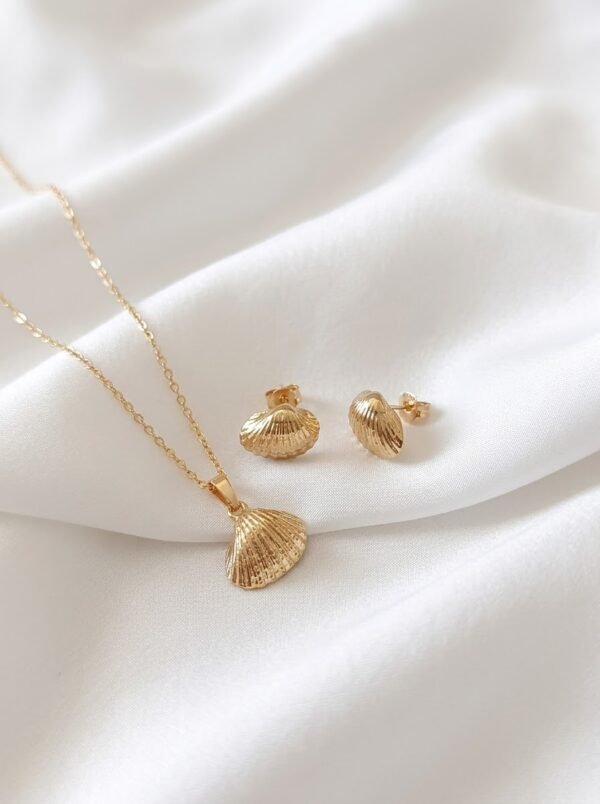 Beach Gold