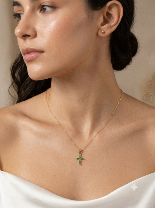 Emerald Mini Cruz